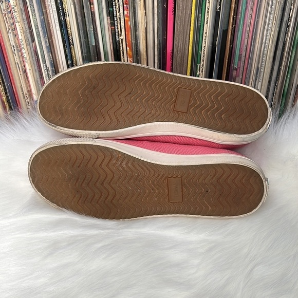 Toms Pink and Red Canvas Shoes with Laces Size 7 - Picture 8 of 11